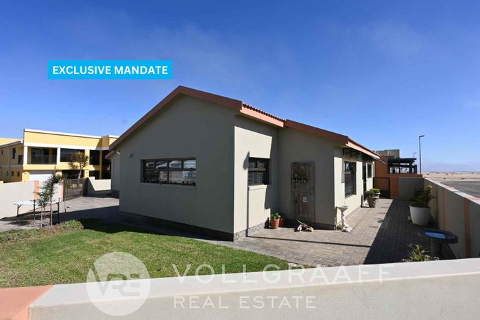 Property #2238225, House for sale in Swakopmund Ext 19