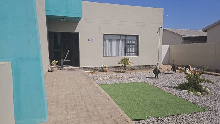 Property #2190347, House for sale in Swakopmund Central