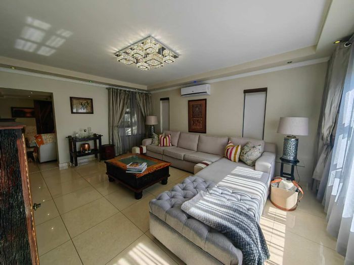 Spacious 5-Bedroom House for Sale in Hochlandpark with Pool and Flatlet!