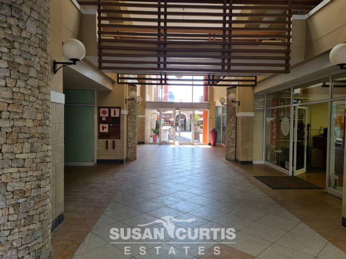 Office To Rent in Swakopmund Central: Prime location, boardroom, kitchenette, ample parking.