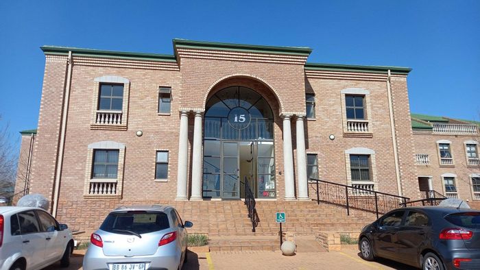 Property #2171623, Office rental monthly in Highveld
