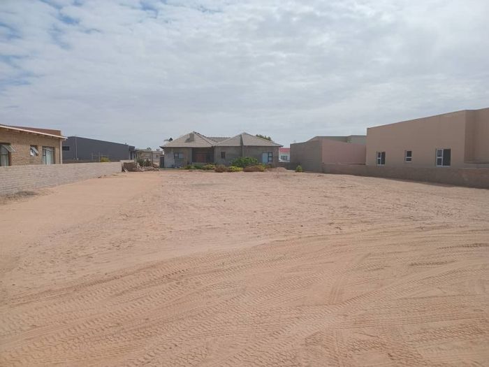 Vacant Land Residential For Sale in Henties Bay Central - 844m², ocean proximity.