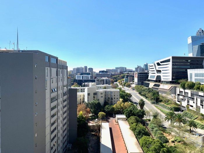 Property #2194286, Penthouse for sale in Sandhurst