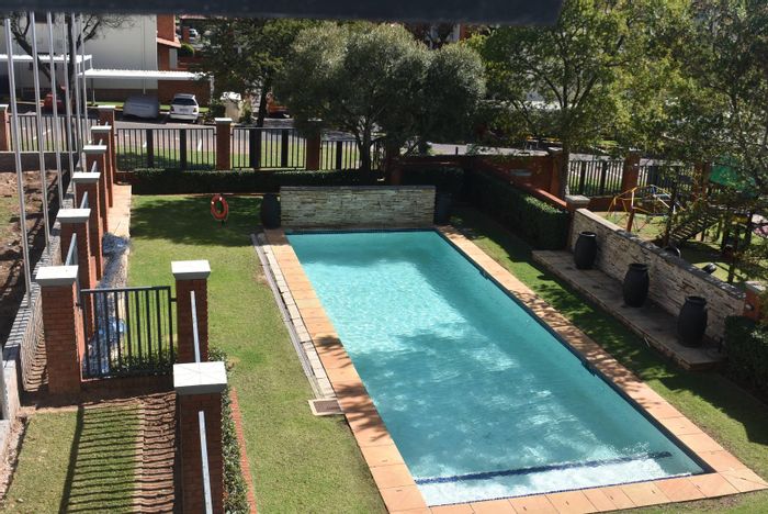 Property #2151584, Apartment for sale in Greenstone Hill