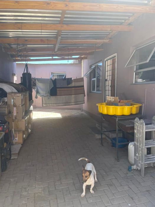 Property #2350094, House For Sale in Khomasdal