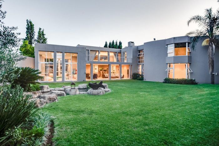 Kyalami House For Sale: 7 bedrooms, gym, cinema, pool, and landscaped garden.