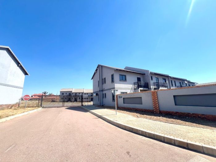 2-Bedroom Apartment in Bendor For Sale with Balcony and Convenient Layout.