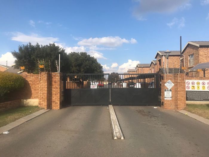 Honeydew properties to rent