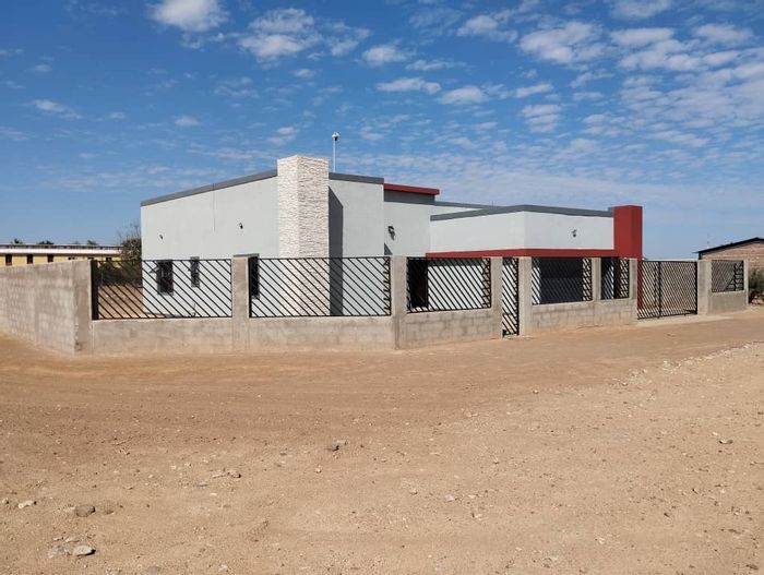 Property #2229272, House for sale in Mariental Central