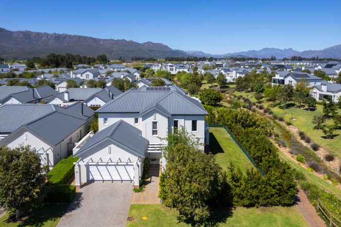 For Sale: House in Val De Vie Estate with wellness access, green belt views.