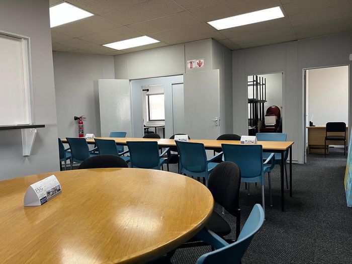 Greenacres Office To Rent: Reception, 4 Offices, Training Room, 24hr Security.