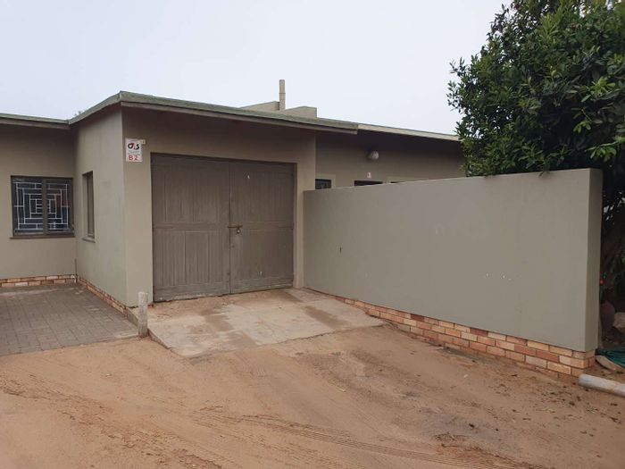Property #2146130, Townhouse sold in Henties Bay Central
