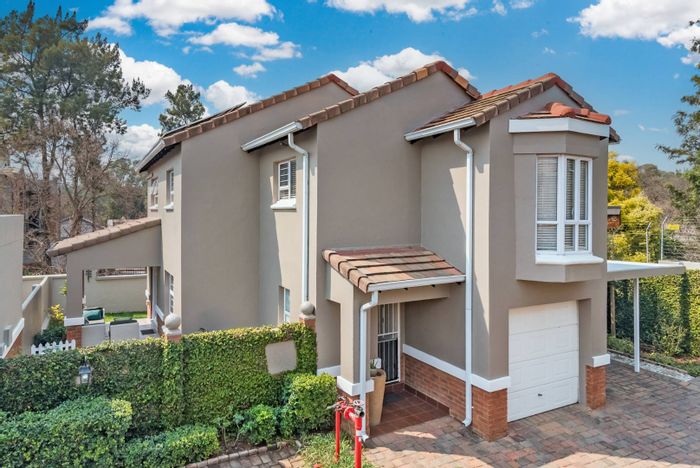Property #2421295, Townhouse Pending Sale in Bryanston