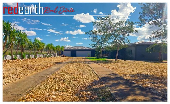 To Rent: House in Finkenstein with pool, garage, and scenic views.