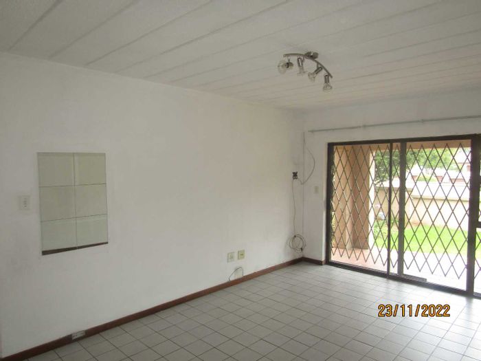 Property #2080400, Apartment pending sale in Buccleuch