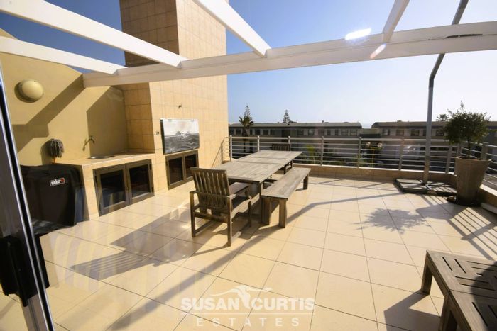 Property #2051164, Penthouse for sale in Swakopmund Central