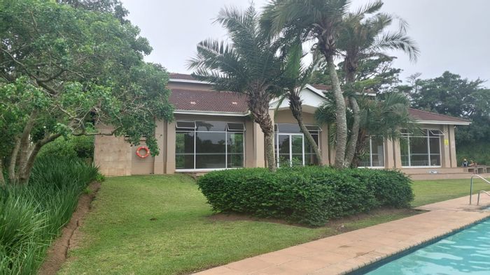Sheffield Manor Apartment To Rent: 2 Bedrooms, pool, clubhouse, sports fields, serene gardens.