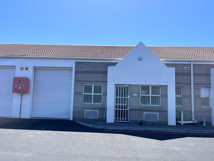 Industrial Units To Rent in Milnerton Central with 24-hour security and parking.