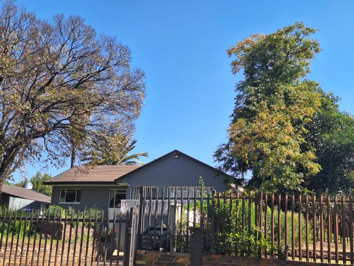 Property #2145097, House for sale in Meyerton Central
