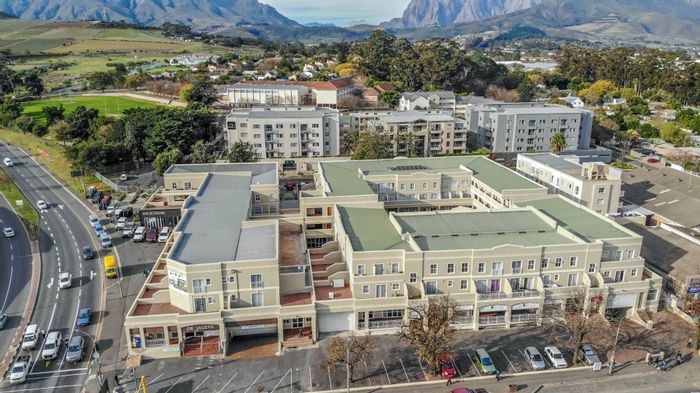 La Colline Apartment For Sale: Bachelor unit with 24/7 security, gym, and on-site services.