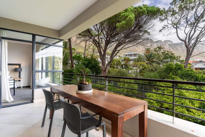 Property #2205904, Apartment for sale in Camps Bay