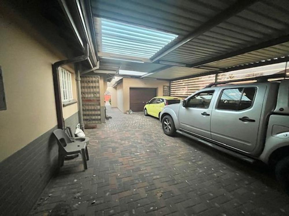 Carport