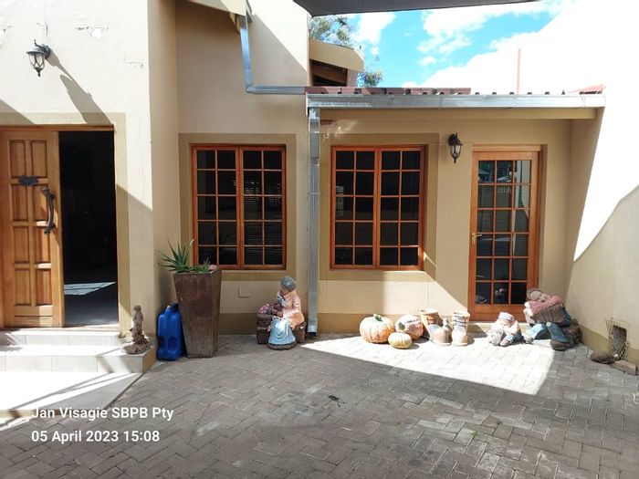 Olympia Property property and houses for sale in Olympia, Windhoek, 31