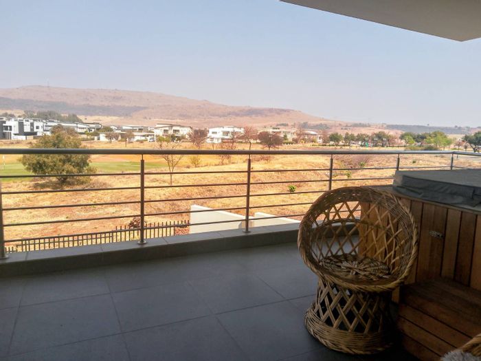 4-Bedroom House For Sale in Eye of Africa with golf estate amenities.