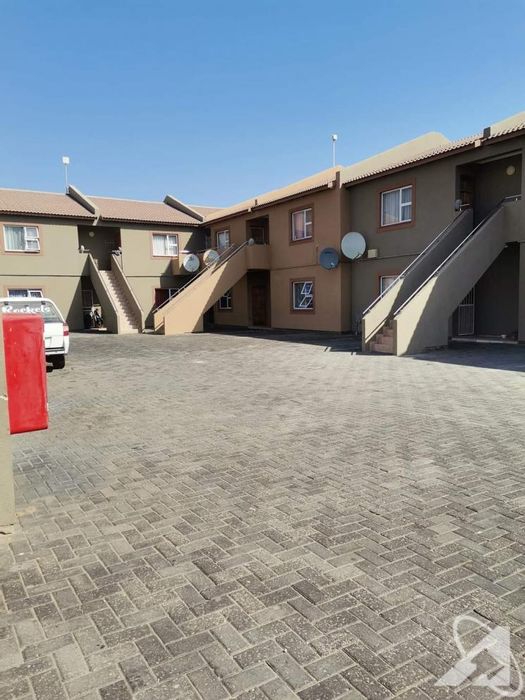 Property #2186149, Apartment for sale in Walvis Bay Central