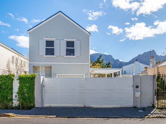 Claremont House For Sale: 3 bedrooms, garage, braai area, low-maintenance garden.