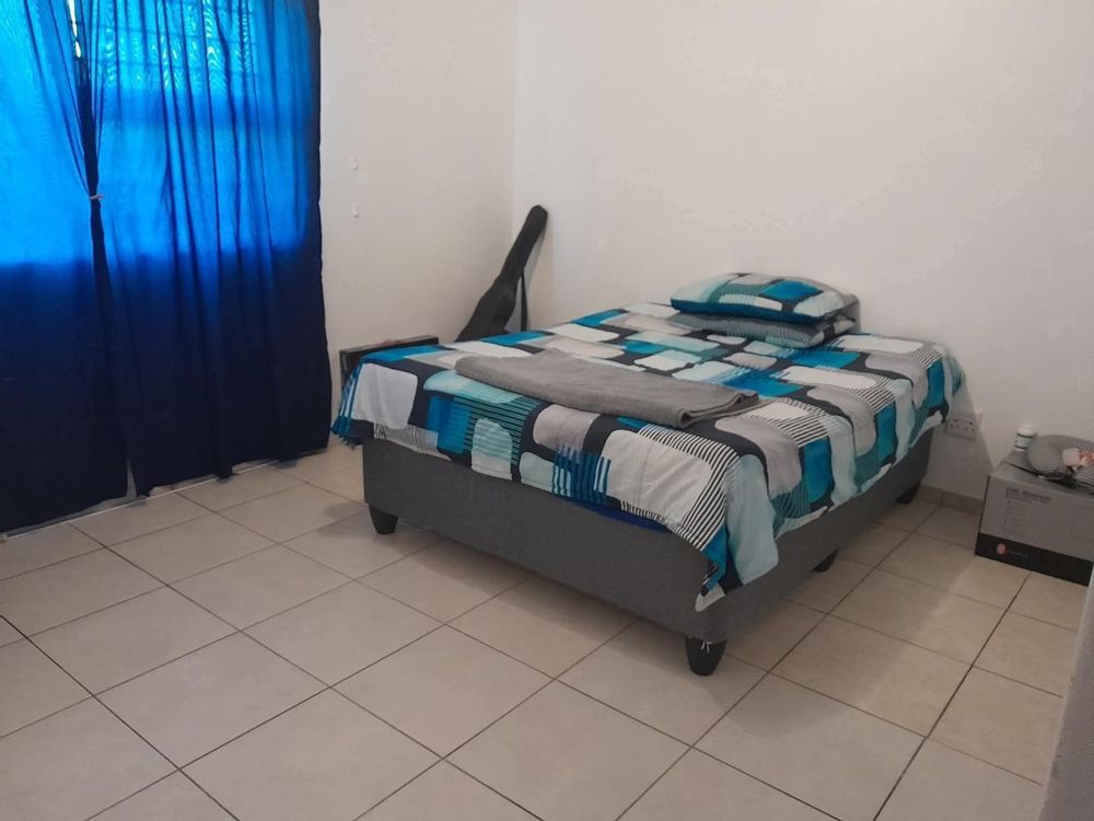2 spacious bedrooms - one down stairs - one up stairs