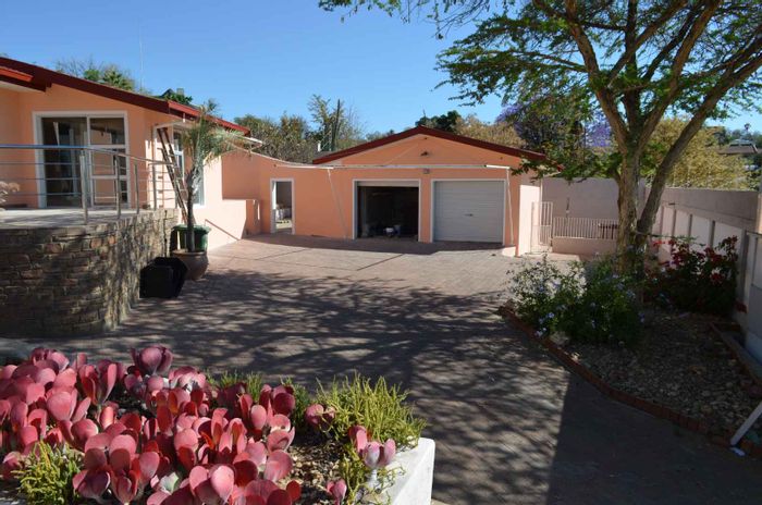 Property #2468329, House Rental Monthly in Eros