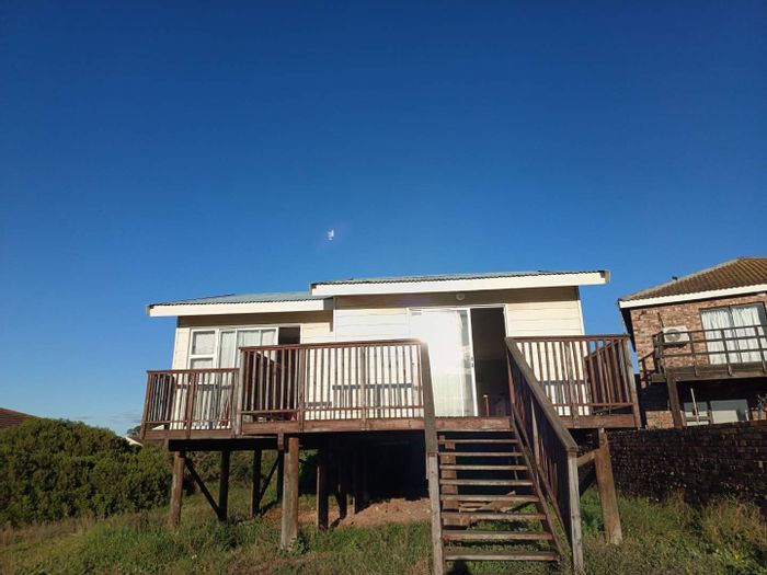 Property #2394711, House For Sale in Bluewater Bay