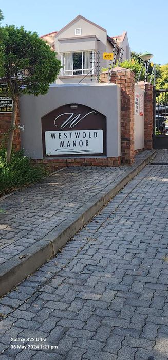 Property #2247247, Apartment rental monthly in Saxonwold