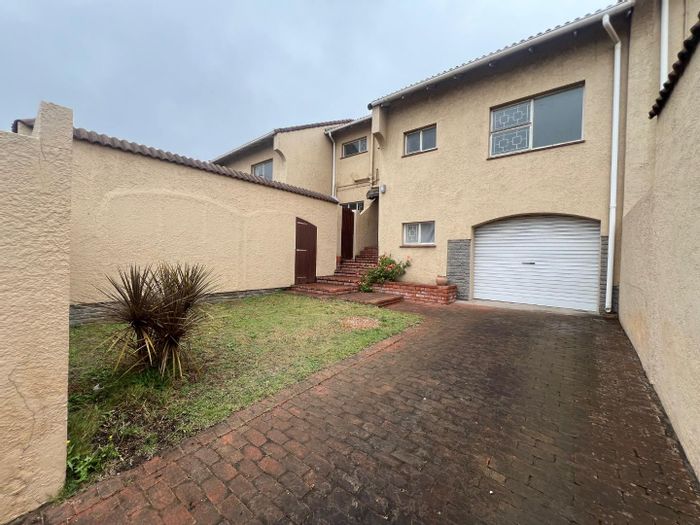 Property #2426626, Townhouse For Sale in South End