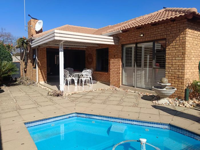 Charming New Redruth Cluster: 3-Bed, Solar-Powered, Pool, Patio with Braai For Sale