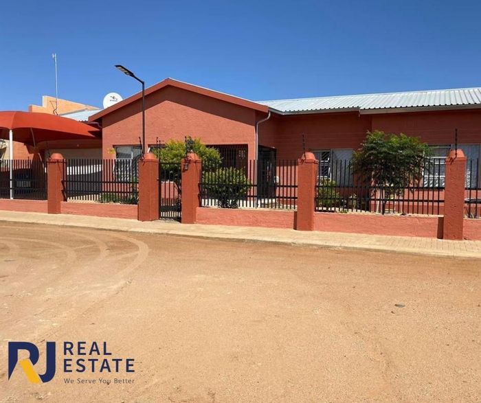 Property #2399943, House for sale in Rehoboth Central