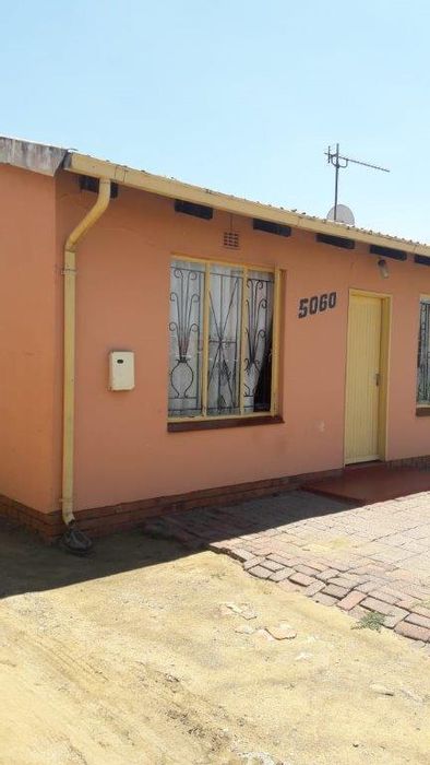 Property #2076966, House sold in Embalenhle