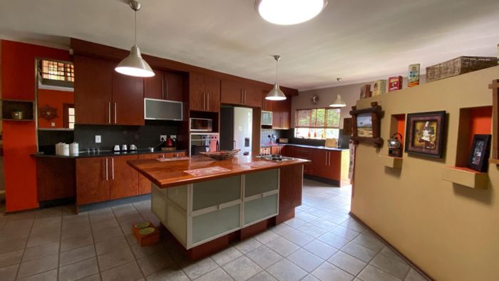 Property #1444276, House sold in Rooihuiskraal North