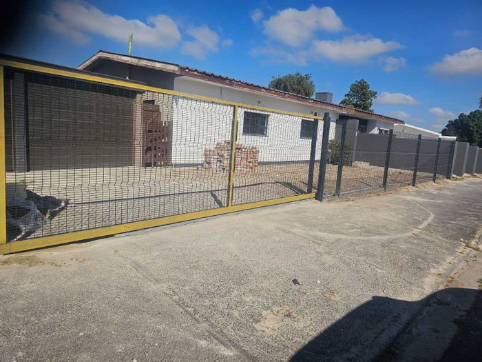 Property #2416753, House Rental Monthly in St Dumas