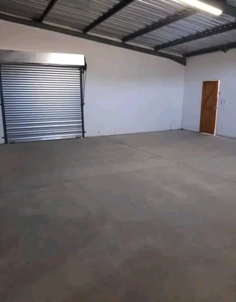 Storage/Workshop Space