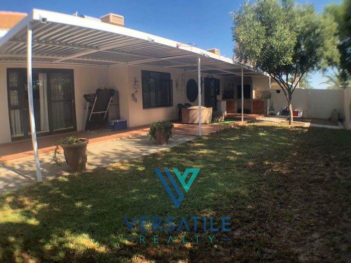Property #2092308, Townhouse for sale in Okahandja Central