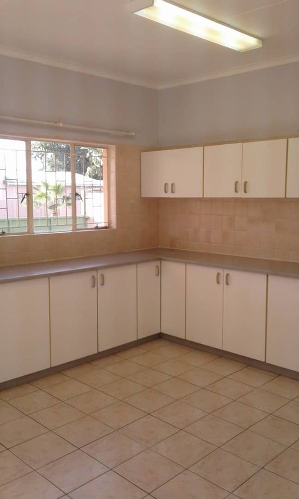 Spacious Kitchen