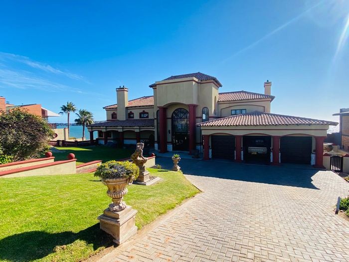 For Sale: Spacious Beachfront Tuscan House in Luderitz Central with Indoor Pool & Sea Views