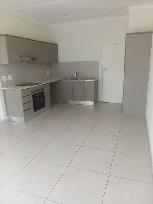 Property #2427060, Apartment Rental Monthly in Greenstone Hill