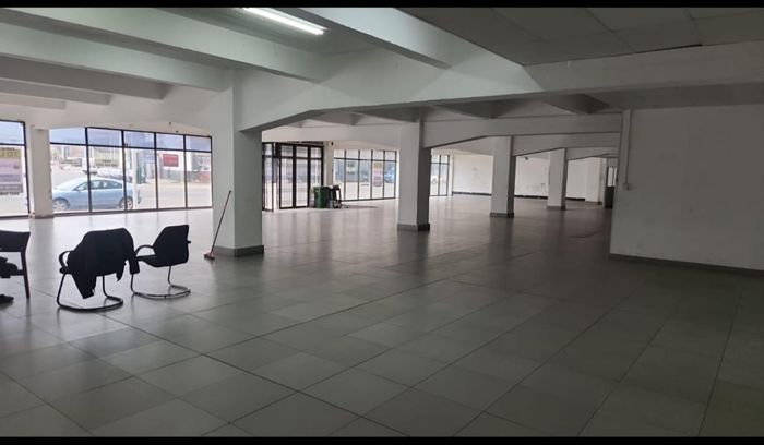700 sqm commercial space to rent in North Beach, customizable with office area.