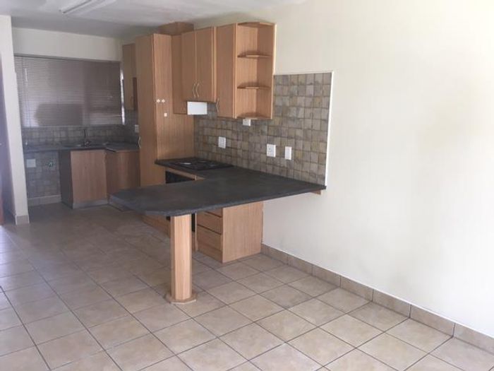 Property #2211950, Townhouse for sale in Klein Windhoek