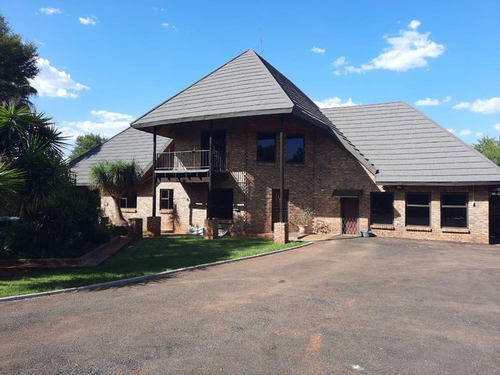 Property #2135481, House for sale in Kameeldrift East