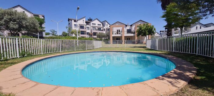 Property #2259149, Apartment for sale in Fourways Gardens