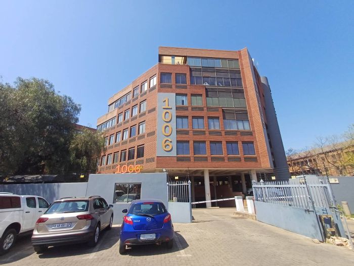 Office To Rent in Centurion Central, close to Gautrain and amenities.